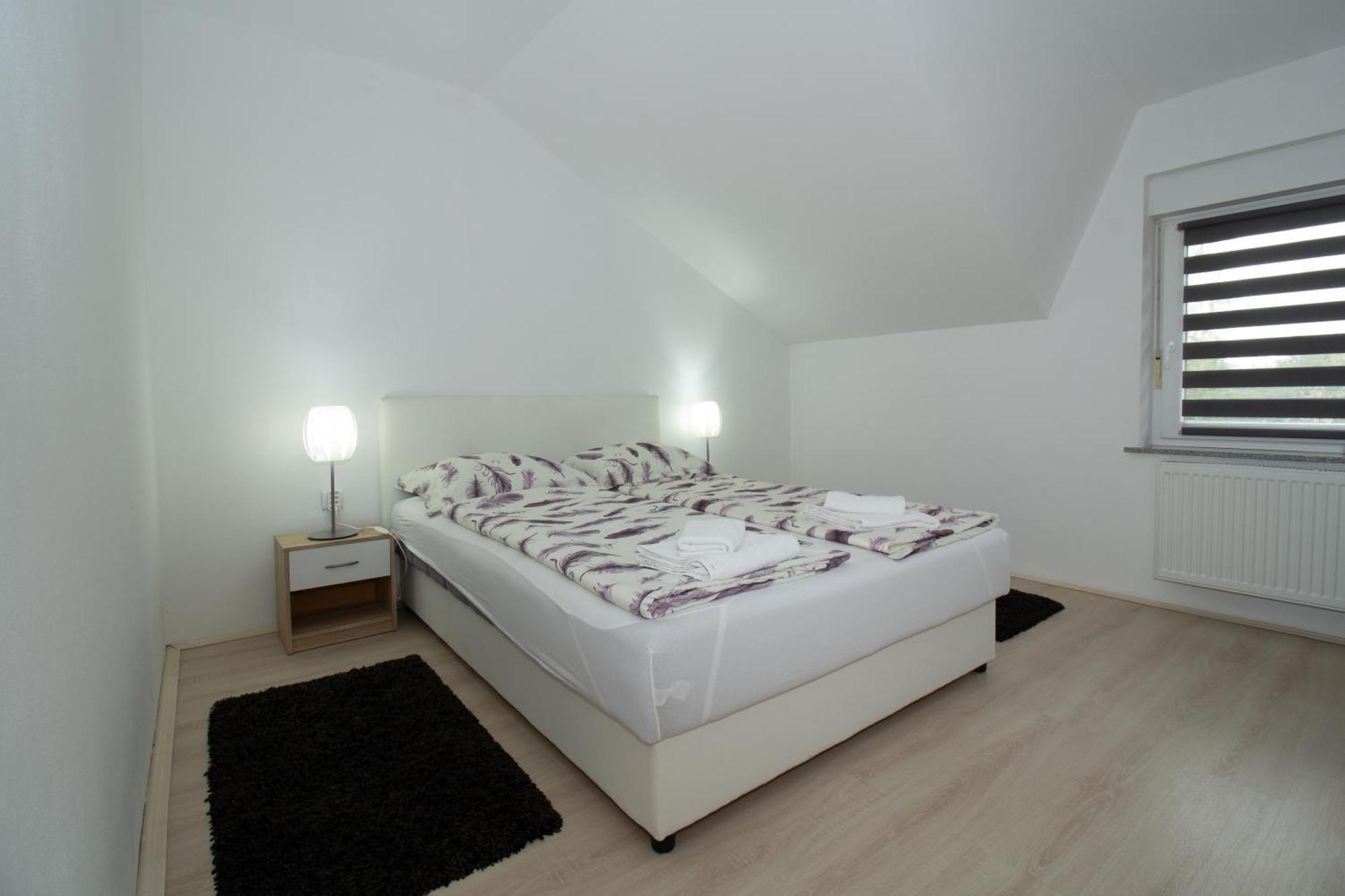 Apartman Keti Donja Lomnica Exterior foto